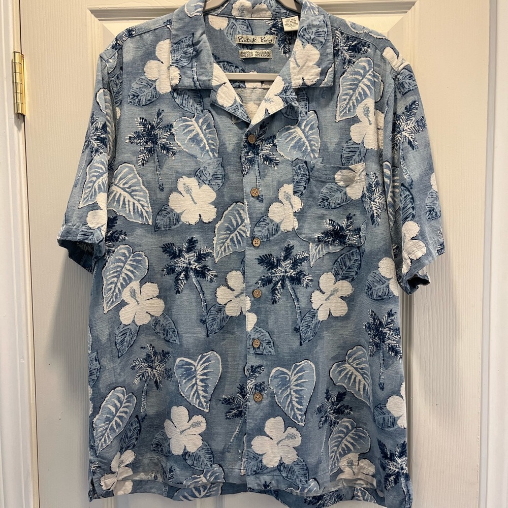 Batik Bay silk blend machine washable Hawaiian print button down shirt Large.